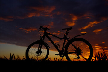 Fototapeta na wymiar bike on sunset