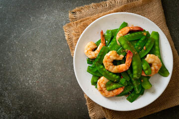 Stir-Fried Green Peas with Shrimp