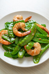 Stir-Fried Green Peas with Shrimp
