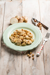 chicken roasted with hazelnut and fresh ginger
