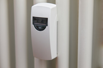 A device for measuring the heat of a radiator