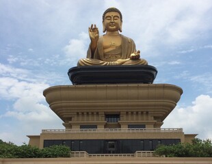 Fototapeta premium buddha statue in Taiwan temple
