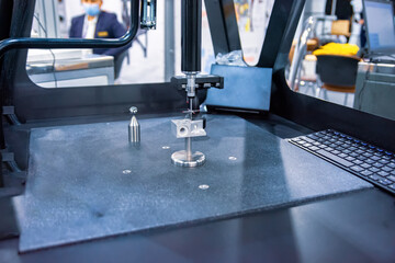 Instrument for an easy and accurate 3D measurement.