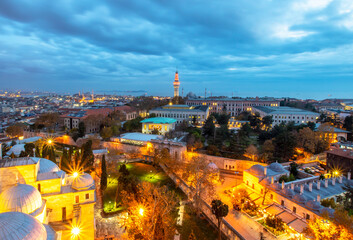 Obraz premium Beyazit Tower and Beyazit Mosque night view in Istanbul