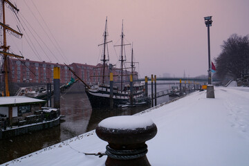 Bremen Weser © pixelschoen