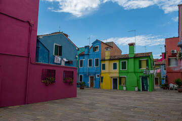 discovery of the city of Venice, Burano and its small canals and romantic alleys
