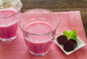 ビーツとバナナのスムージー