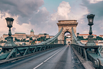 Fototapeta na wymiar Chain bridge on Danube river at sunrise in Budapest, Hungary