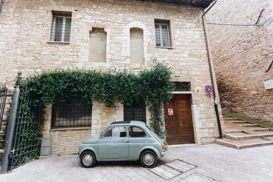 Mini car in Assisi