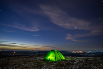Fototapeta na wymiar Tent at sunrise in the carpathians