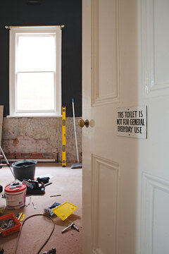 DIY Home Improvement - Renovating the bathroom