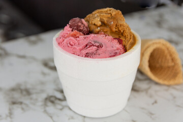 un cuarto de helado