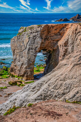 Natural Arch on the Beach of Quiberon - 412351760