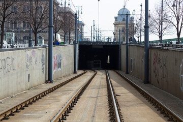 Fototapeta na wymiar railway tunnel in the city