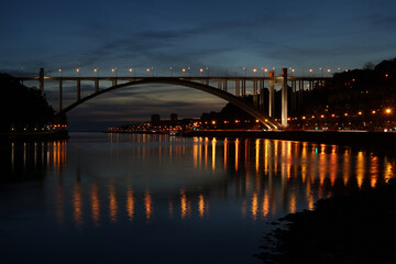 Fototapeta na wymiar Arrabida Bridge, Porto, Portugal