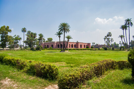 Quenn Noor Jehan's Tomb , Shah Dara, Lahore.