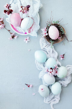 Naturally dyed Easter eggs
