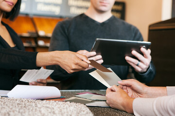 Design: Designer Helping Couple Make Design Choices