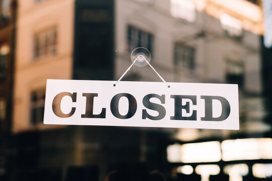 Closed sign