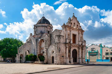 Fototapeta premium San Francisco de Paula Catholic Church in Old Havana. Built-in the 1600s