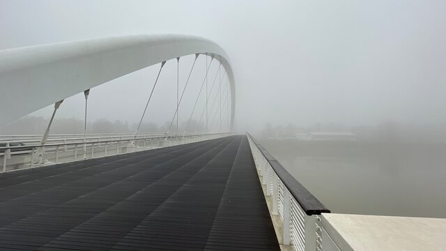 Ponte Maier Alessandria nella nebbia