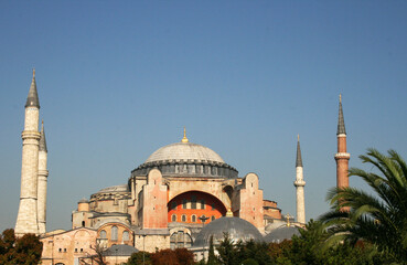 Fototapeta na wymiar Famous Hagia Sofia in Istanbul