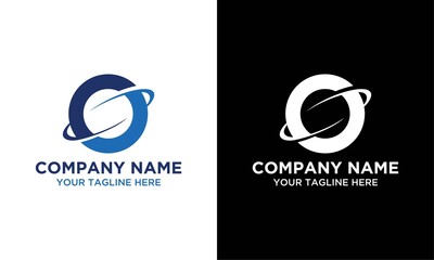 Vintage light blue and dark blue saturn planet icons. © ophelio