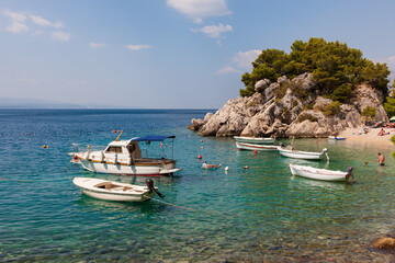 Fototapeta na wymiar View of the Mediterranean on the Adriatic coast
