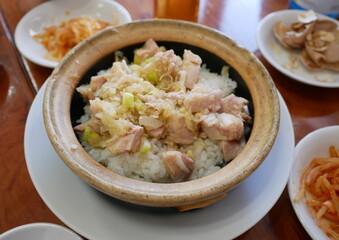 生姜と鶏肉の土鍋料理