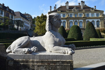 sculpture sphinx in front of Jardin du Palais du Peyrou; Suisse; Neuchâtel