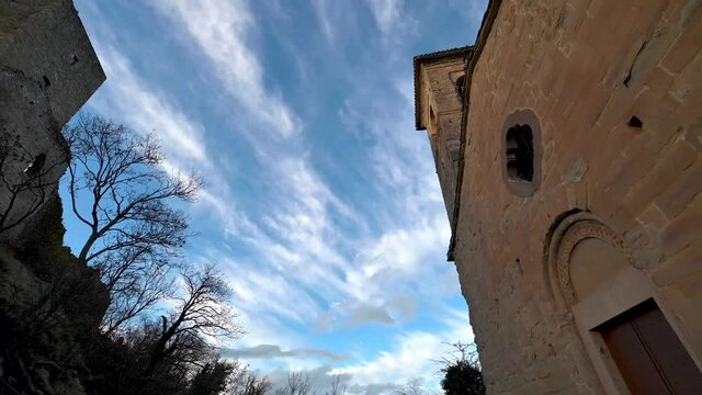 Castello di Carpineti in 4K