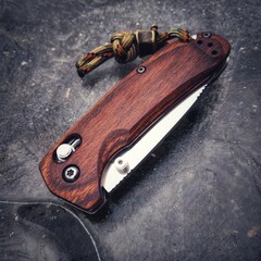Folding pocket knife. Tactical folding knife.