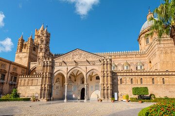 Fototapeta na wymiar Cathedral of Palermo. Sicily, Italy