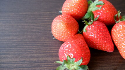 商用で使える苺の写真