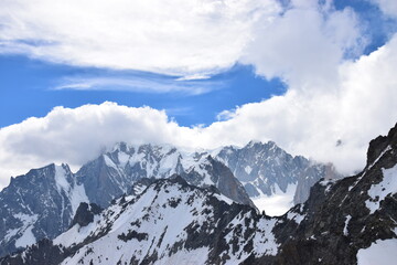 Fototapeta na wymiar Valle d'Aosta Monte Bianco Skyway