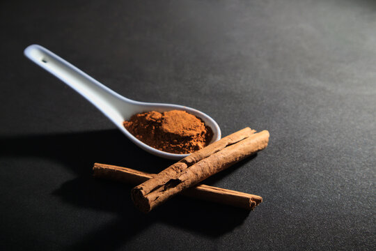 A few cinnamon sticks with a tablespoon of ground cinnamon