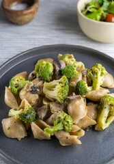 pasta mushroom broccoli dish