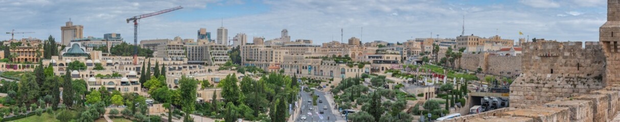 Fototapeta na wymiar Streets in Jerusalem near the Old City. Top view of the city. City landscape Panorama