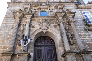 Obraz premium Architectural fragment of Misericordia Church (Igreja da Misericordia) in Braga city. Misericordia Church - Renaissance religious building (16th century) in historical center of city. Braga, Portugal.