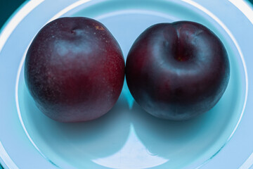 Obraz premium Ciruela roja