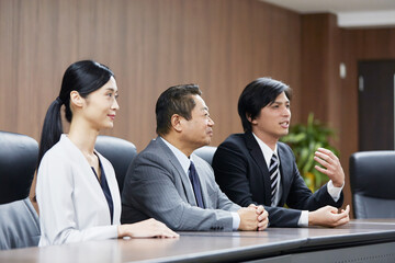 ビジネス　会議