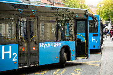 A hydrogen fuel cell bus concept - obrazy, fototapety, plakaty