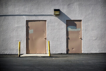 Doors in urban alley © jdoms