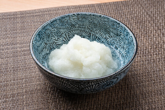 大根おろし の画像 4 035 件の Stock 写真 ベクターおよびビデオ Adobe Stock