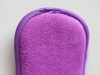 double sided nylon thread washing sponge for kitchen.powerful agent for fighting grease and dirt deposits. It perfectly absorbs dirt, has antibacterial properties and kills germs.