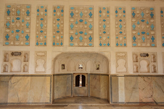 Mirror mosaics at Sheesh Mahal, mirror palace, Amer Fort, Jaipur, Rajasthan, India