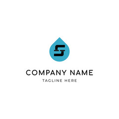 Fototapeta premium illustration of the letter S logo design with a pipe with a drop of water, it might be suitable for a water company or a pipe with the initials S