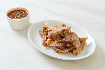 Grilled Pork Neck with Thai Spicy Sauce