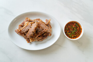 Grilled Pork Neck with Thai Spicy Sauce