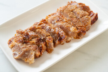 Grilled Pork Neck with Thai Spicy Sauce